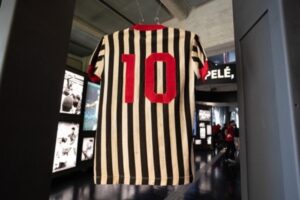 Camisa usada por Pelé na seleção paulista de 1968