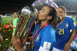 Rebeca no top-10 da história? Veja lista de mulheres que marcaram esporte do Brasil - Rainha Marta (futebol)