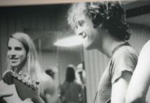 Flea elogia documentário sobre Hillel Slovak: “um filme lindamente feito” Flea elogia documentário sobre Hillel Slovak: "um filme lindamente feito"